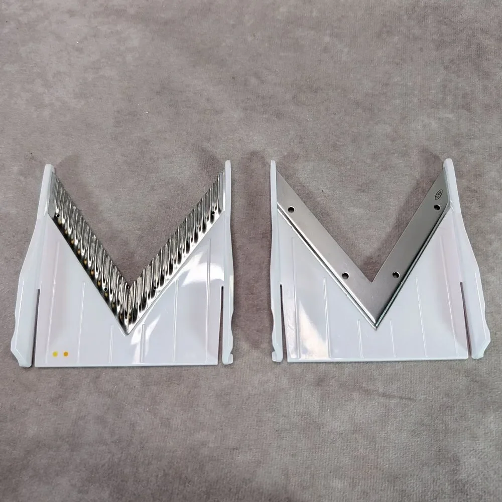 OXO Good Grips V-Blade Mandoline Slicer White Food Guard Julienne Crinkle Blades